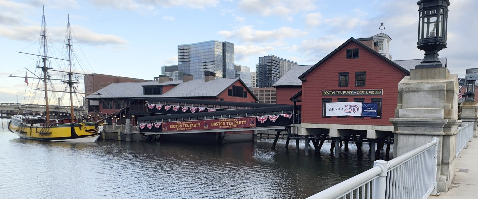 Select-Website-Carousel-Boston-Stop-over1929px-x-800px